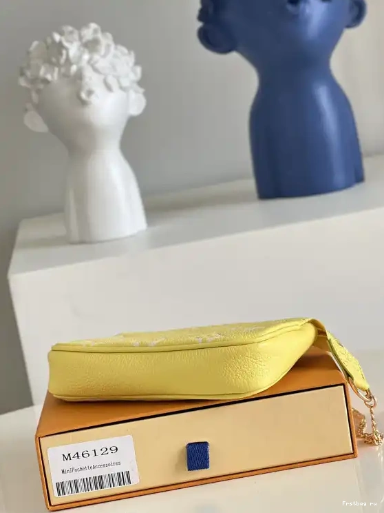 Frstbag ru VUITTON ACCESSOIRES MINI LOUIS POCHETTE 0625